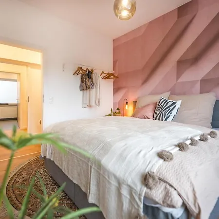 120Qm, Cozy Apartment, Sehr Zentral Am Hbf, 3Sz Koblenz  Buitenkant foto