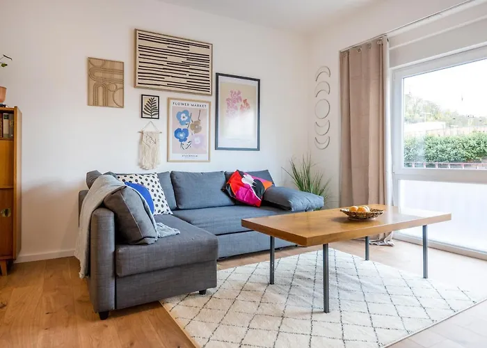 120Qm, Cozy Apartment, Sehr Zentral Am Hbf, 3Sz