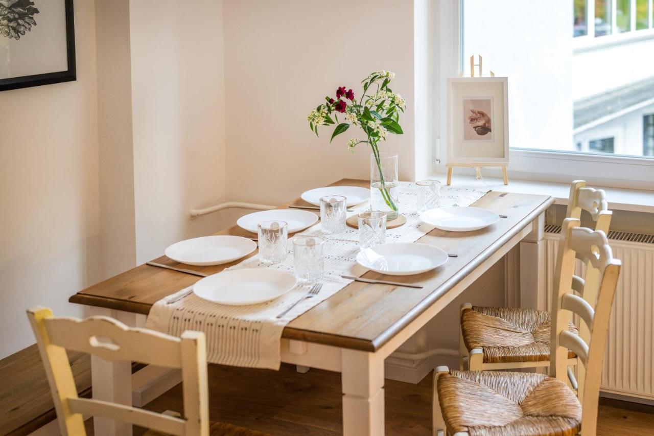 120qm, Cozy Apartment, Sehr Zentral Am Hbf, 3sz *