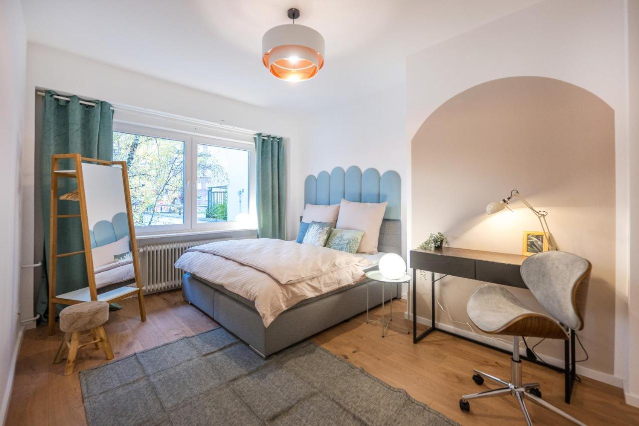 120qm, Cozy Apartment, Sehr Zentral Am Hbf, 3sz